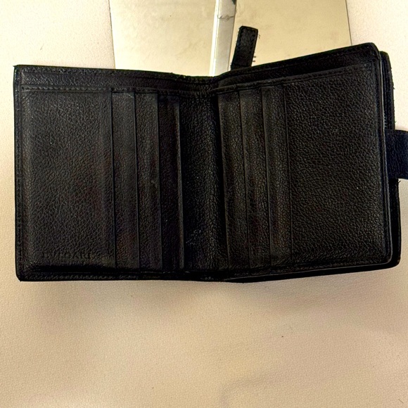 BVLGARI BIFOLD COMPACT WALLET BLACK LEATHER IN MINT CONDITION - Picture 5 of 13